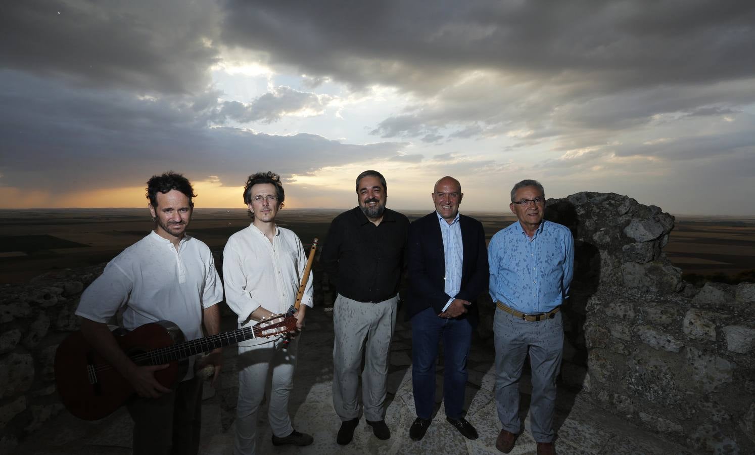 Primera Velada Poética &#039;A la sombra del ciprés&#039;