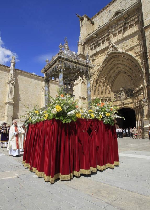Cientos de personas en el Corpus de Palencia
