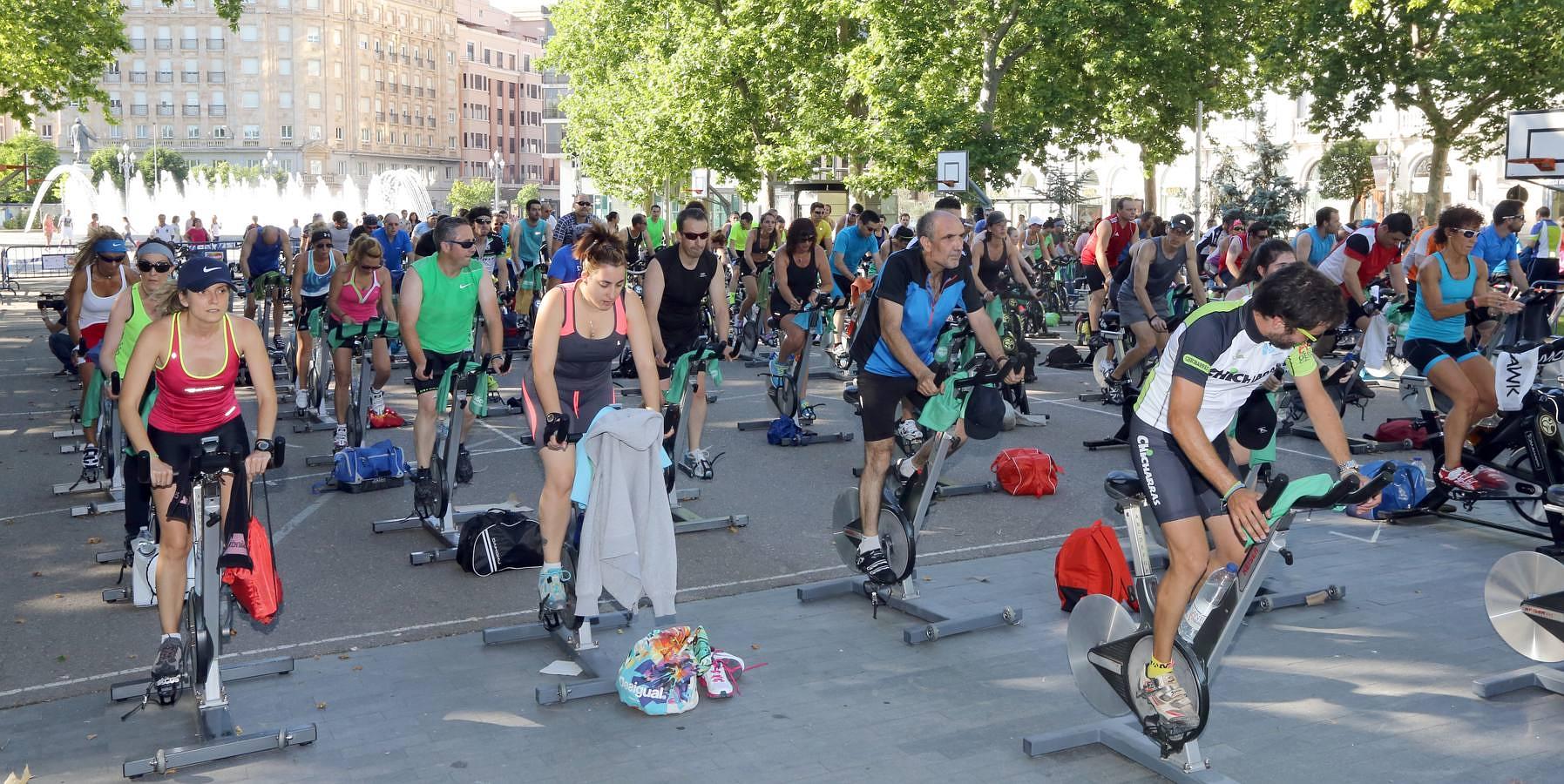 &#039;Spinning&#039; en la acera Recoletos