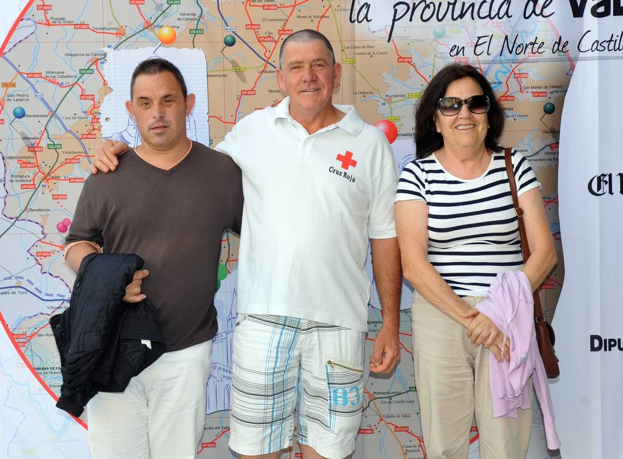 Francisco Recio y Esteban Peón, de Mojados, con Matilde Herrero, de Cogeces del Monte.