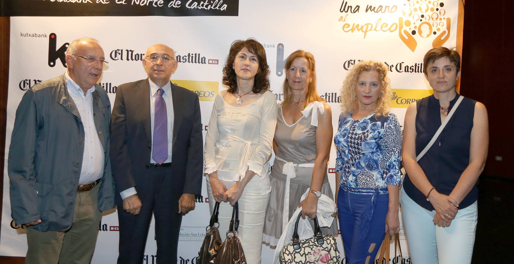 Fidel Ramos, Juan Pérez, Carmen Martín (de El Norte), Montserrat Antón, Carmen Espina y Begoña Pastor, de la Fundación San Cebrián.