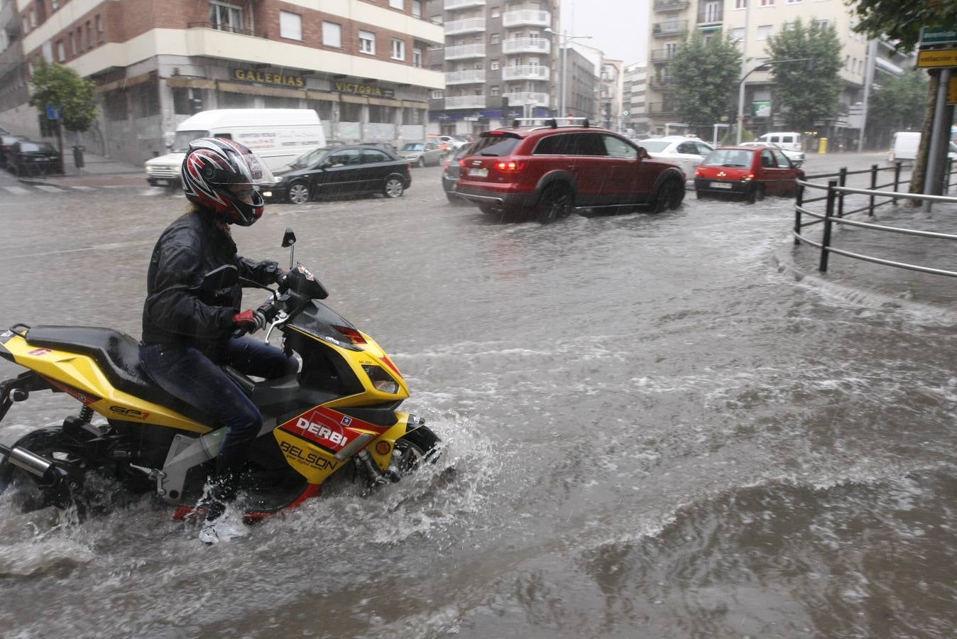 Espectacular tormenta en Salamanca