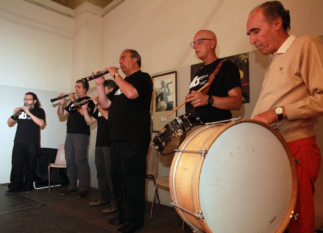 Homenaje de Folk Segovia a Mariano San Romualdo &#039;Silverio&#039; y Paco de Lucía