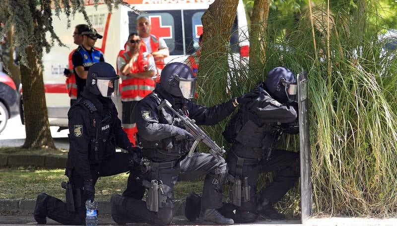 Exhibición del GEO de la Policía Nacional en Carrión de los Condes. Palencia