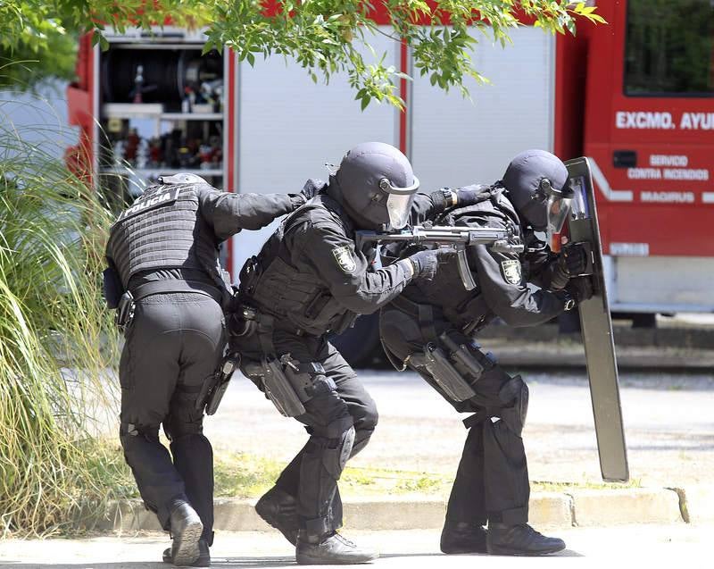 Exhibición del GEO de la Policía Nacional en Carrión de los Condes. Palencia