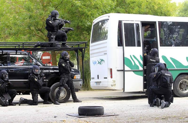 Exhibición del GEO de la Policía Nacional en Carrión de los Condes. Palencia