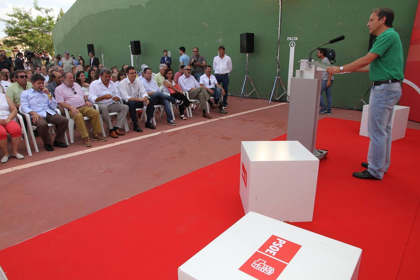 El secretario general del PSOE Pedro Sánchez, en Grajera (Segovia)