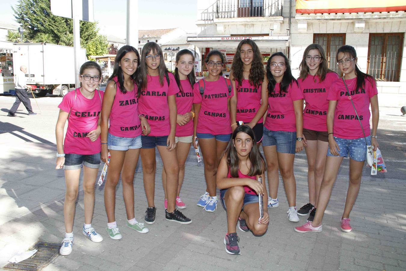 Concentración y desfile de peñas en Campaspero