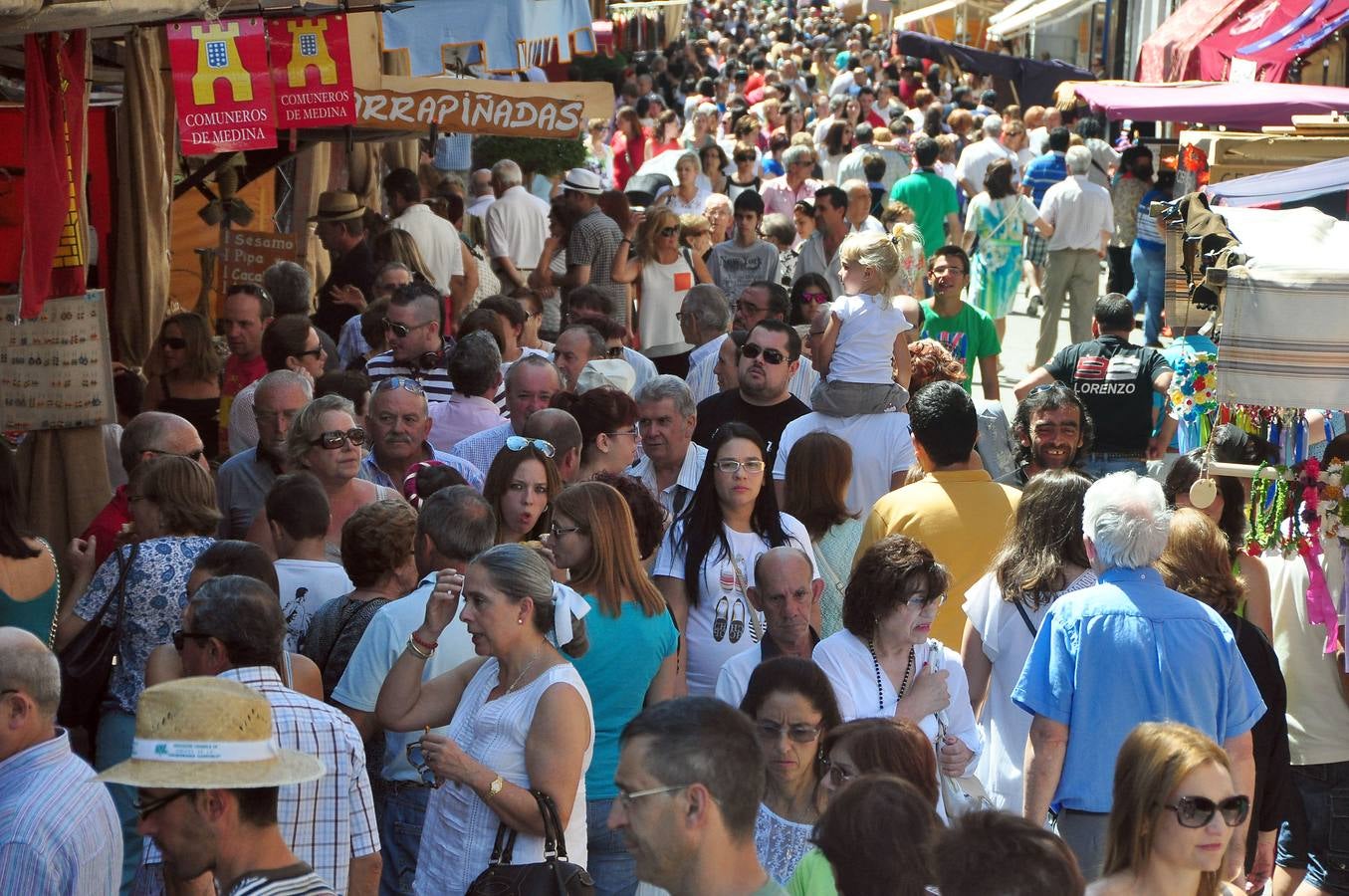 Recreacion historica de la llegada de Isabel la Catolica y su hermano Alfonso a Medina del Campo (Valladolid)