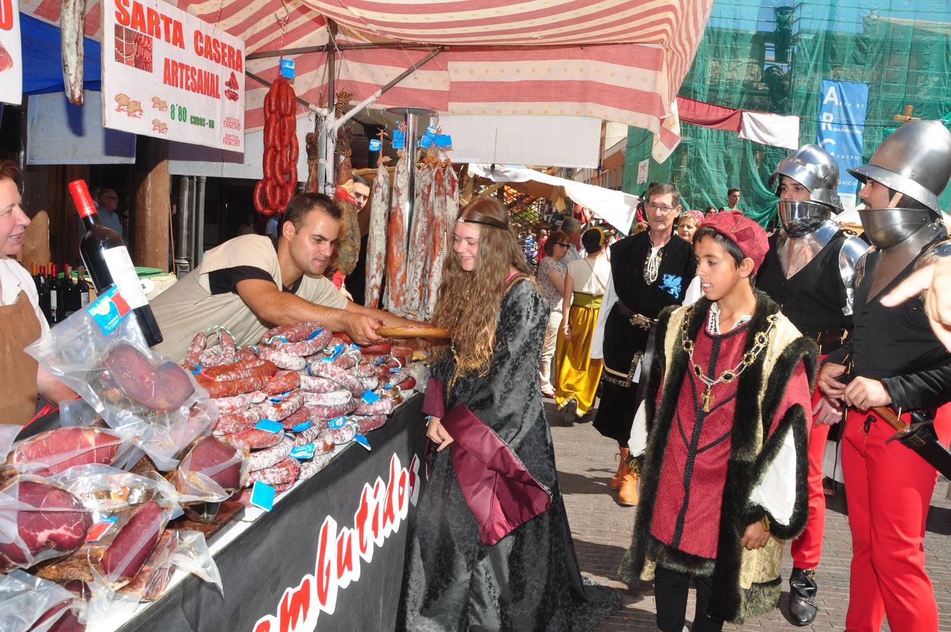 Recreacion historica de la llegada de Isabel la Catolica y su hermano Alfonso a Medina del Campo (Valladolid)