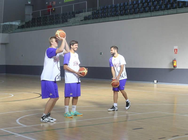 Primer entrenamiento del Baloncesto Palencia de la temporada 2014-2015