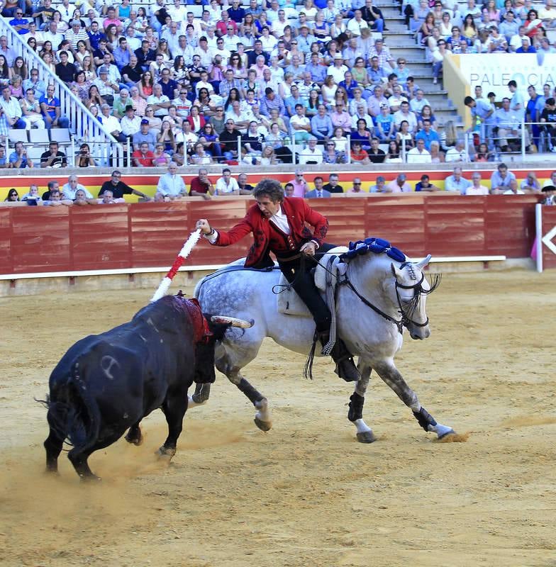 Corrida de rejones en la feria de San Antolín de Palencia