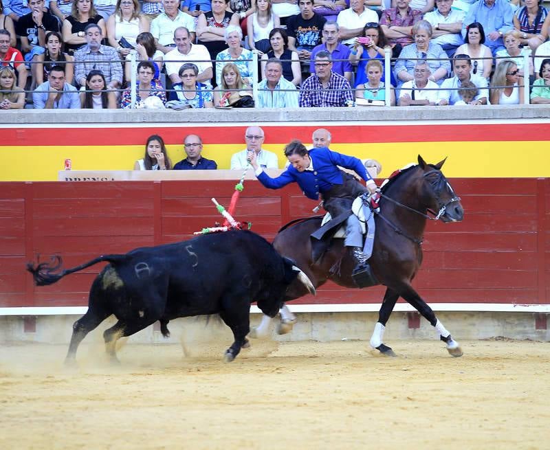 Corrida de rejones en la feria de San Antolín de Palencia