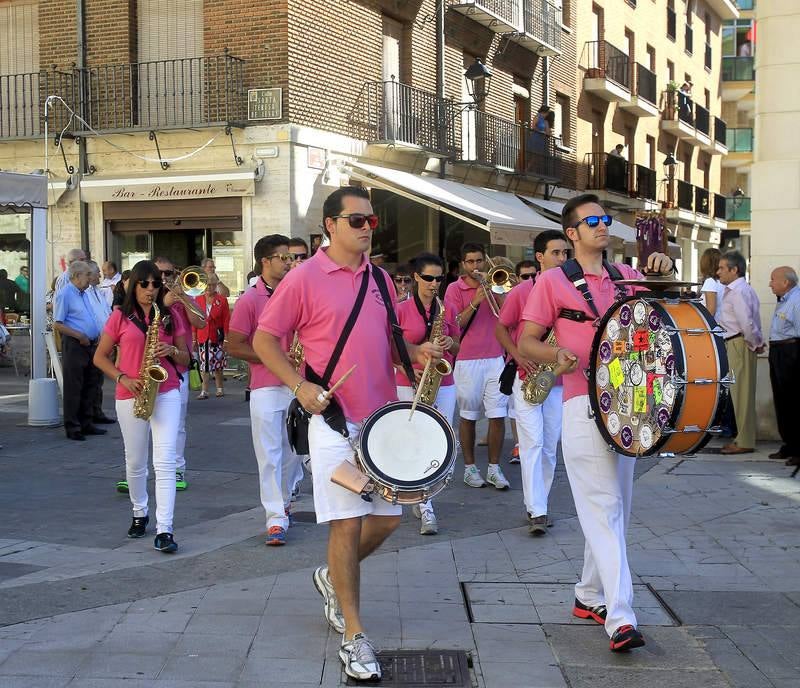 Las peñas palentinas animan el día del patrón, San Antolín