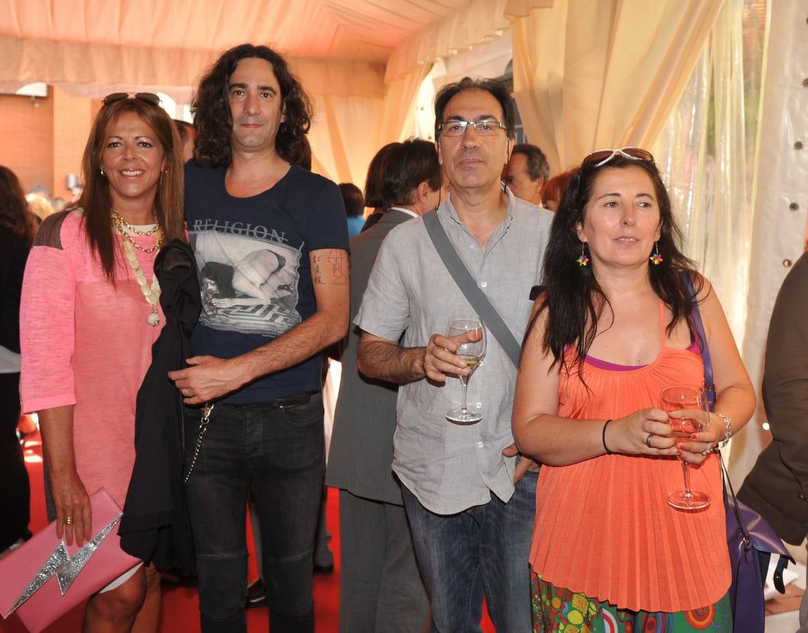 Ana Redondo, Ciro García, Miguel Ángel Pérez y Begoña Rodríguez (Algo diferente).