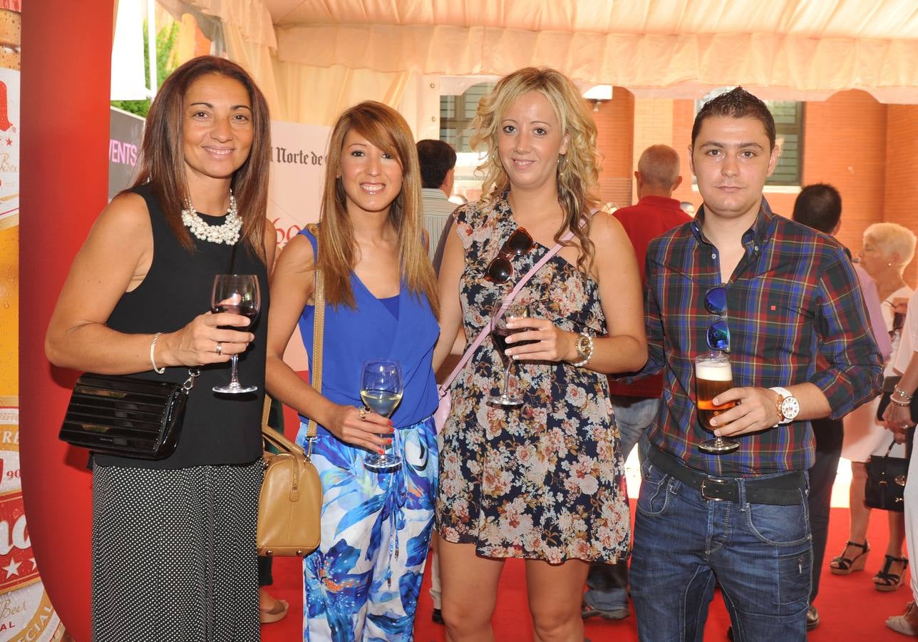 Puri Choya (A ciencia cierta), María González (Anuc Home), Pilar Amenedo y Francisco Martín.