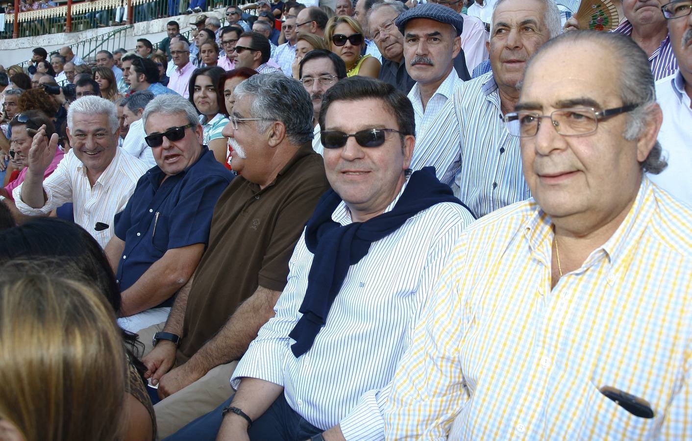 El empresario Jesús Videoson, Mariano Peyma, de Mudanzas Peyma, Luis Estébanez, Luis Miguel González Gago (director de Administración Local), y José Pedro Bañera.