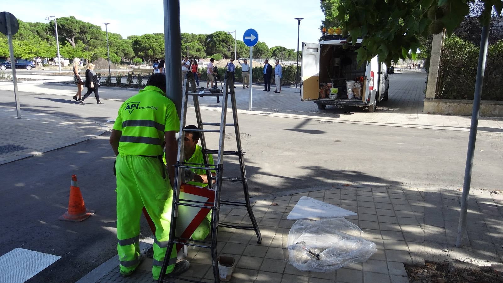 Nuevo paseo en el Pinar de Antequera contruido en los terrenos liberados del tren