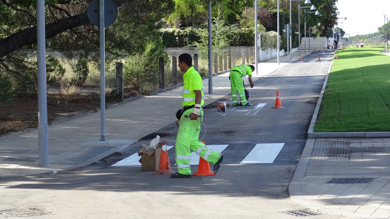 Nuevo paseo en el Pinar de Antequera contruido en los terrenos liberados del tren