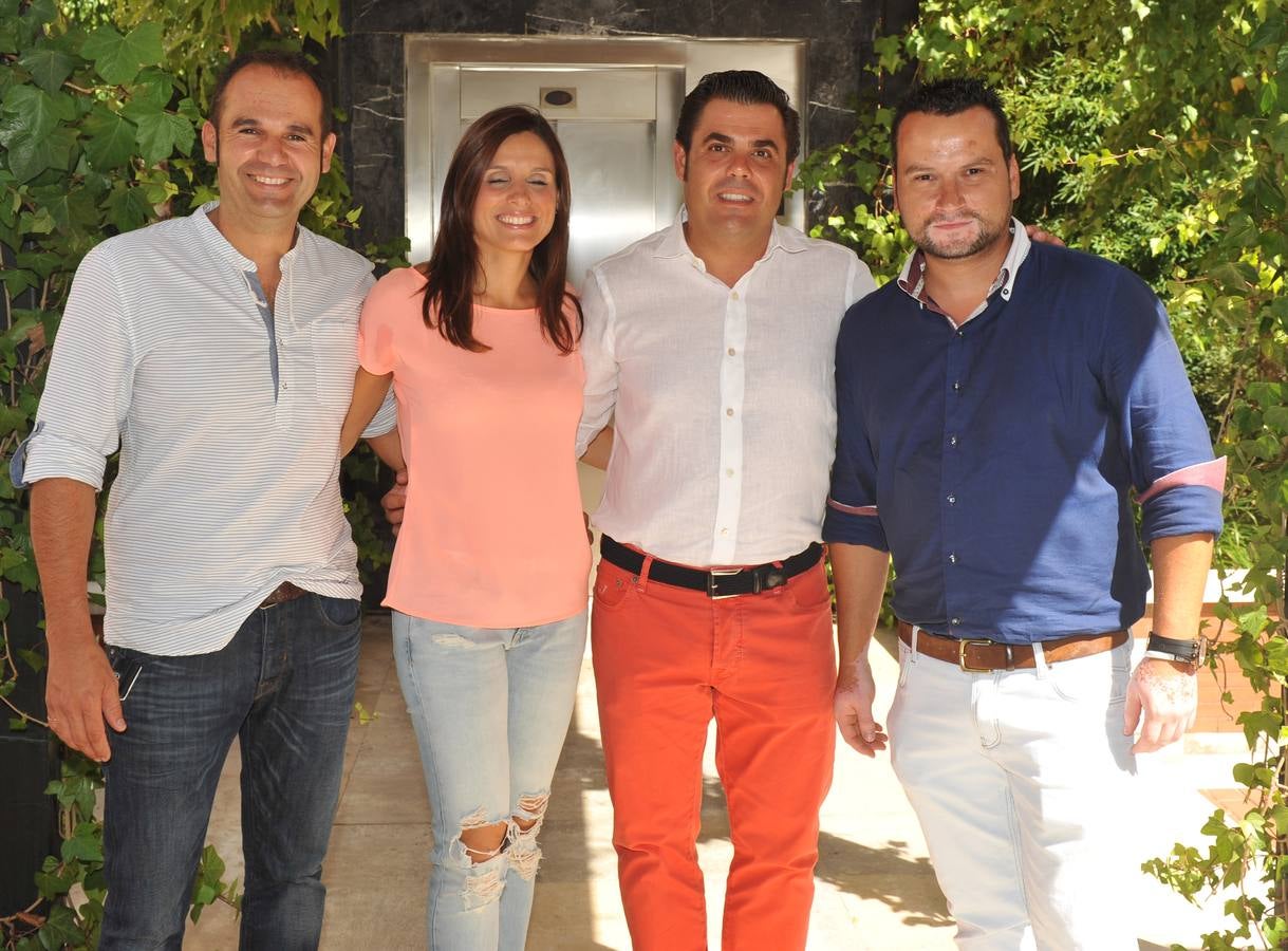 Fernando González y Elisa Pindado, de Siglo XXI, con Eduardo Cerezo (Amaro Cerezo) y Ricardo Sanz (JJ Sanz).