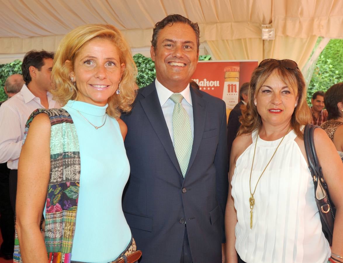 Isabel García, Luis Ortiz de Lanzagorta y Paloma Extremo.