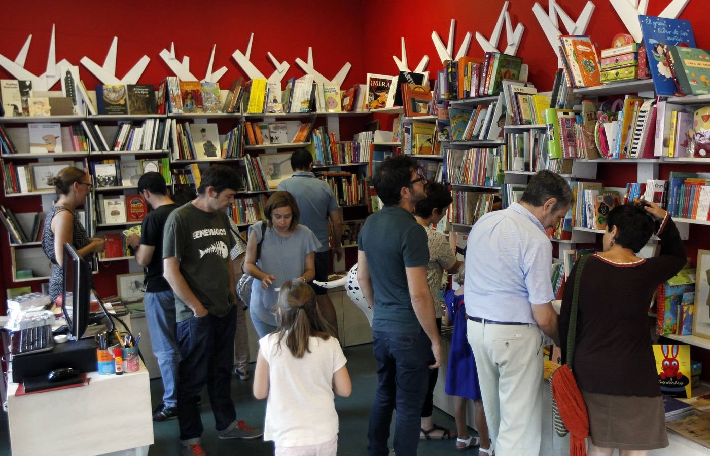 La librería Lobo Feroz cambia de sede