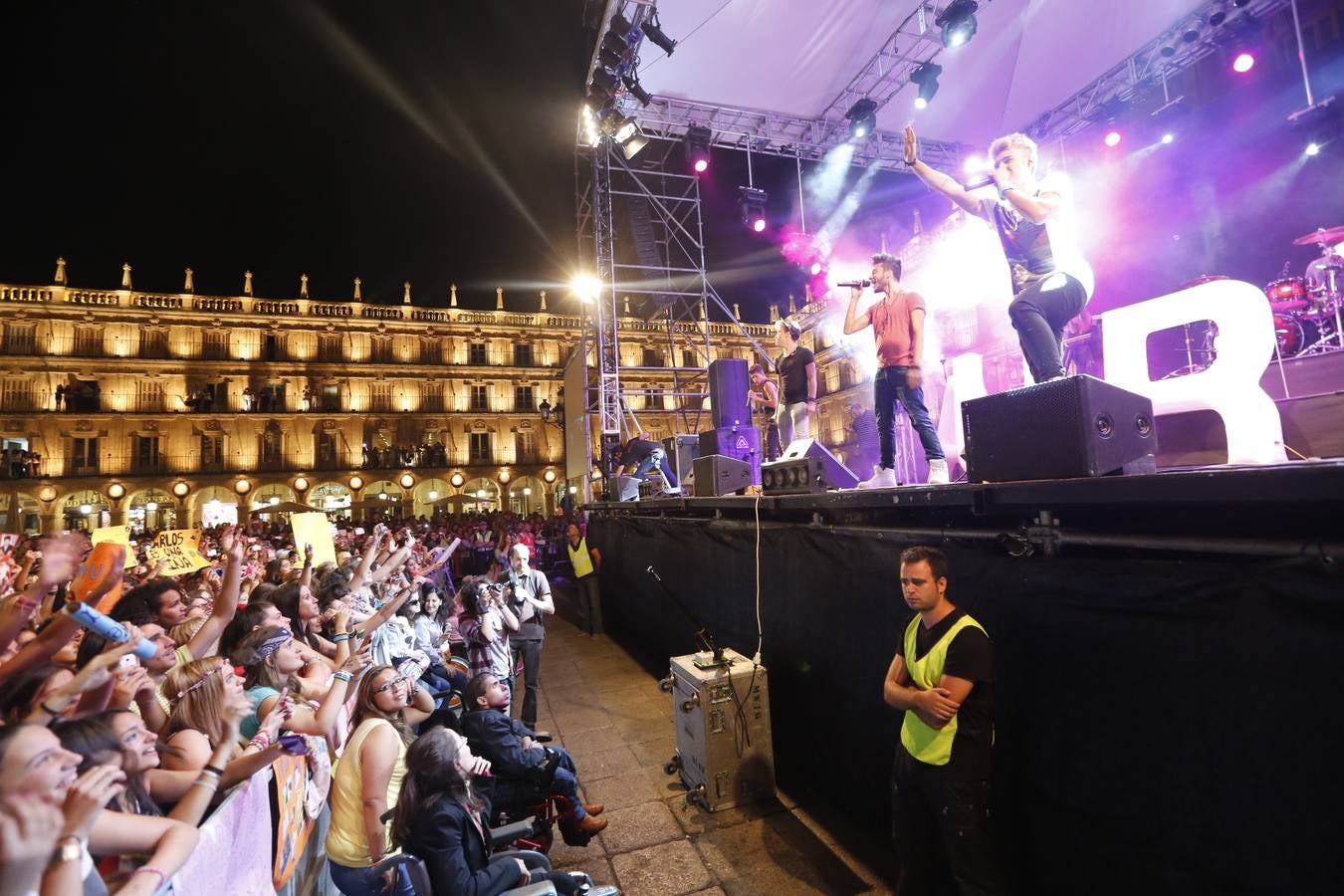 Hormonas en pie de guerra en la Plaza Mayor de Salamanca