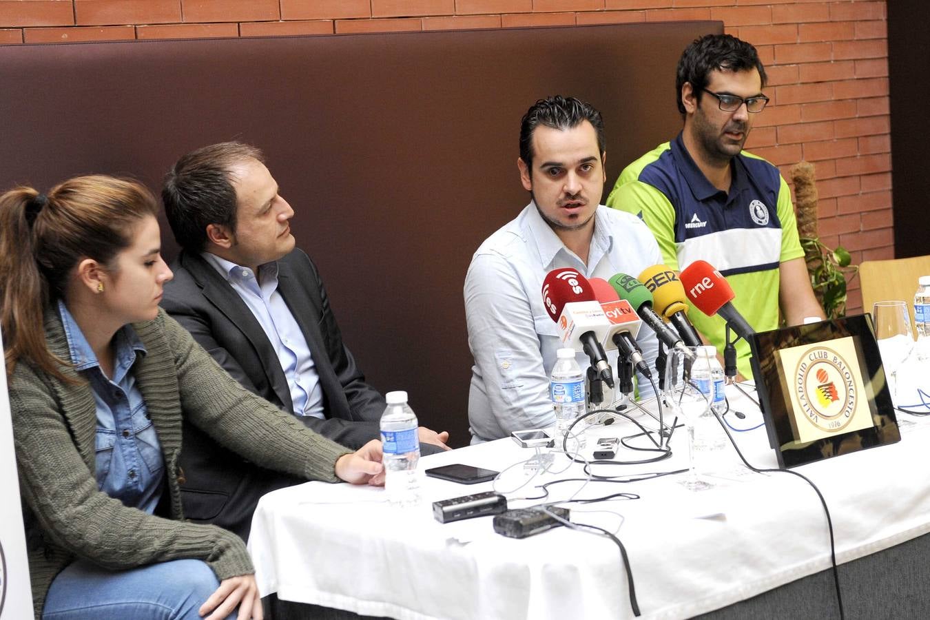 Presentación de Edu Sonseca como nuevo jugador del CB Valladolid