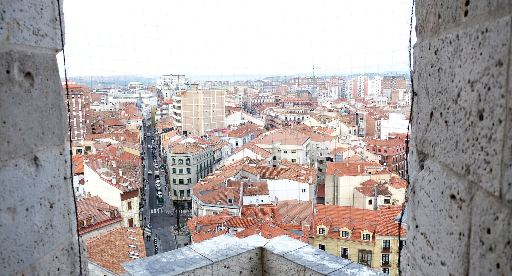 Visita a las obras del ascensor de la torre de la catedral de Valladolid