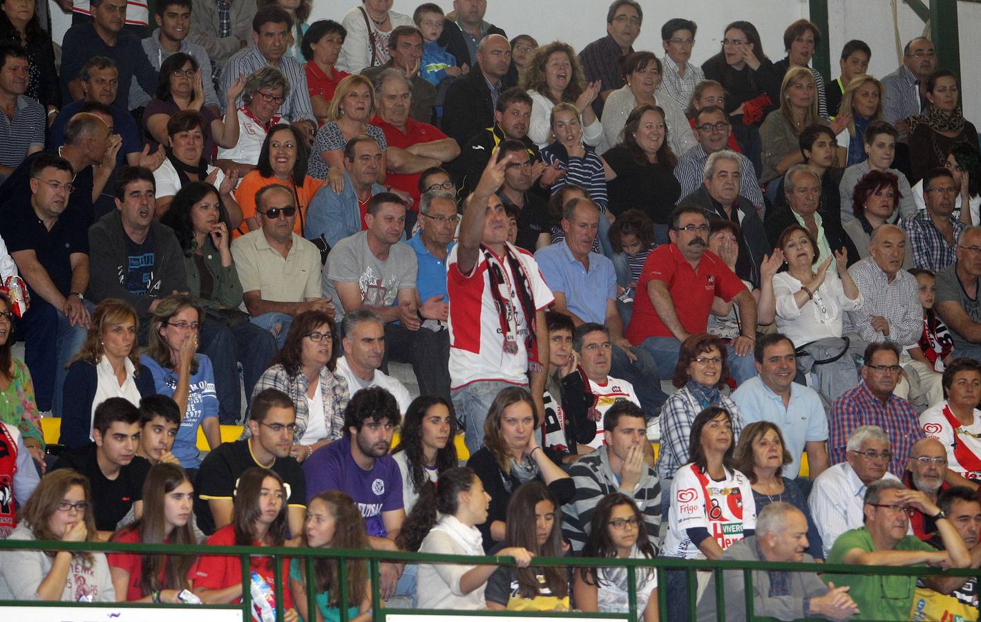 Partido Balonmano Nava - Barcelona B en Segovia