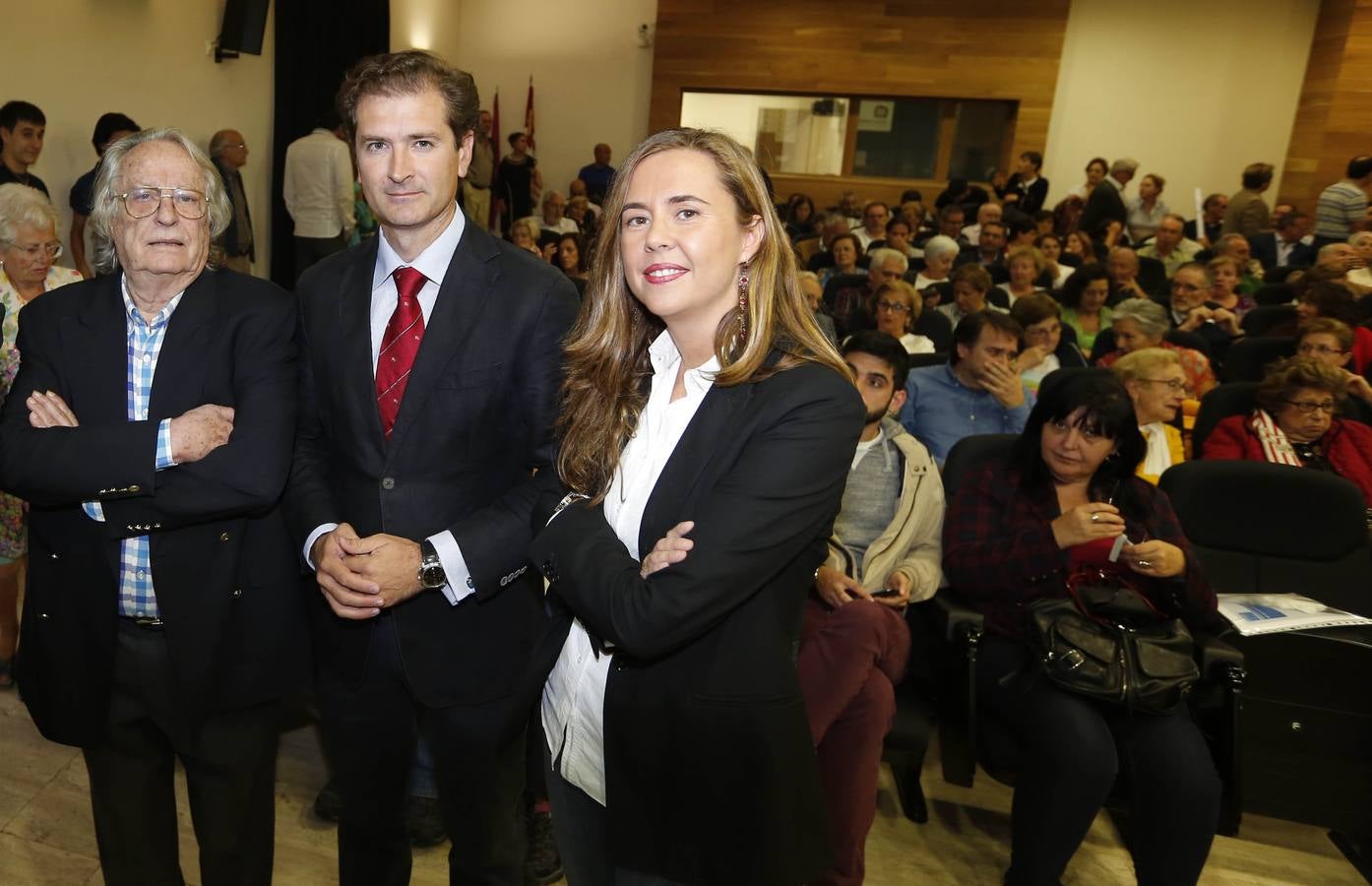 Alberto Vázquez-Figueroa en el Aula de Cultura de El Norte de Castilla