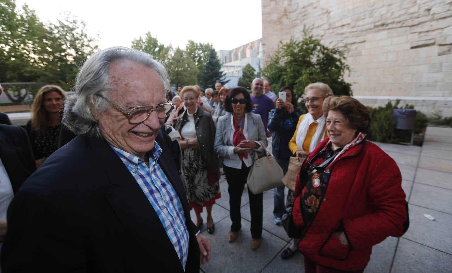 Alberto Vázquez-Figueroa en el Aula de Cultura de El Norte de Castilla