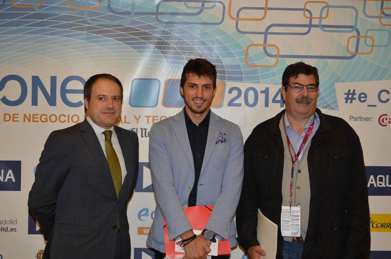 Asistentes a la segunda edición del congreso e-Coned en la Feria de Valladolid (1/2)