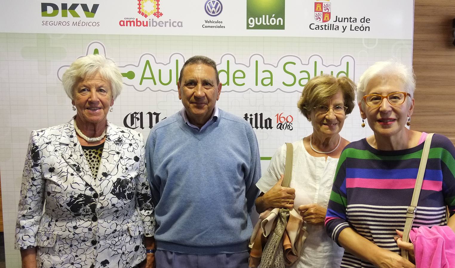 Lolita Gil, escritora y ama de casa, José Iglesias, Carmen Bullido y Montse Zorita.