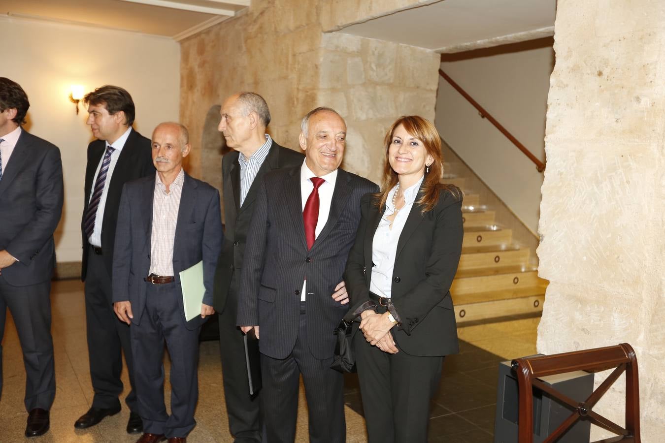 Clamor por la unidad del Archivo de Salamanca en el Teatro Liceo (1/2)