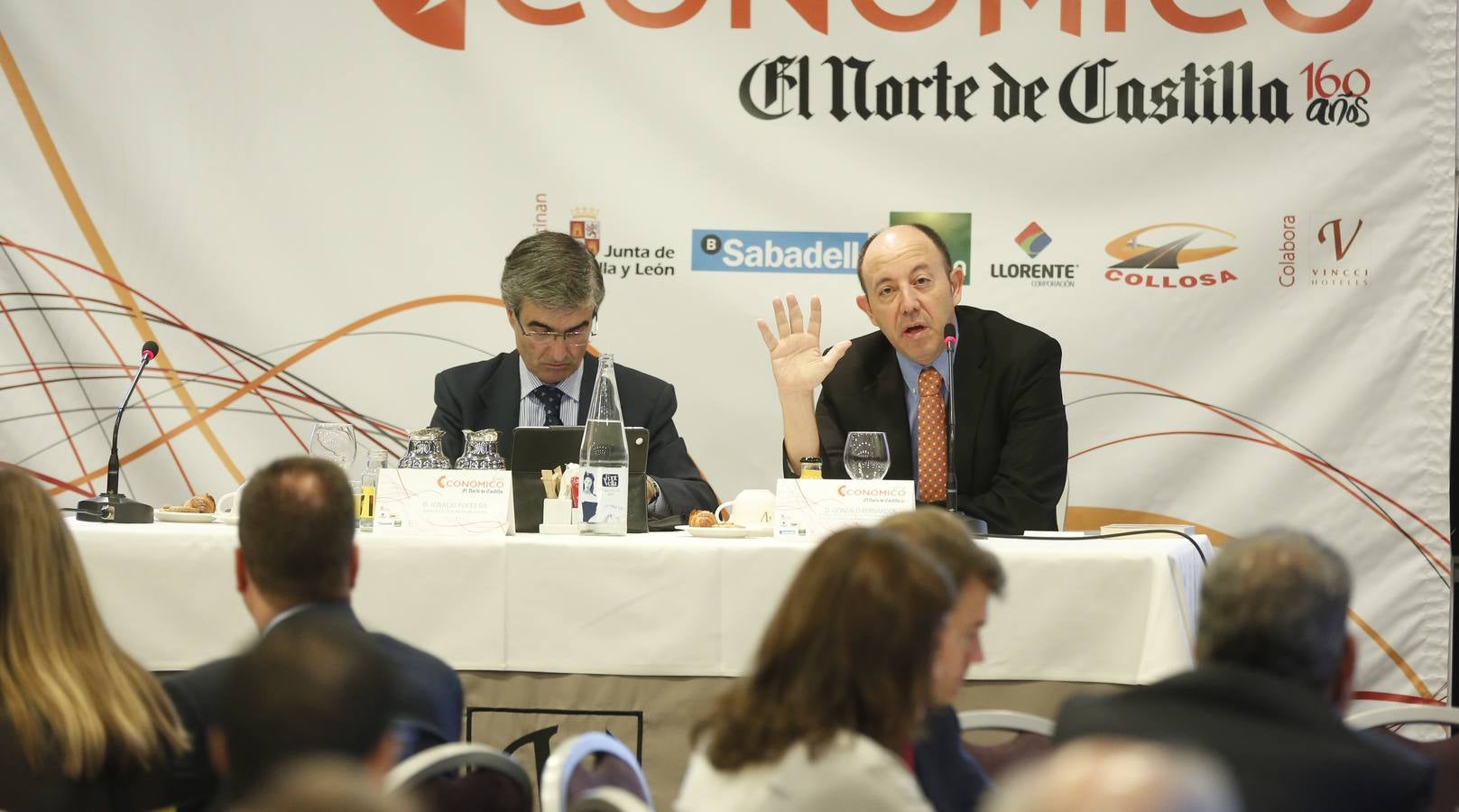 Gonzalo Bernardos, catedrático de Economía de la Universidad de Barcelona, en el Foro Económico de El Norte de Castilla