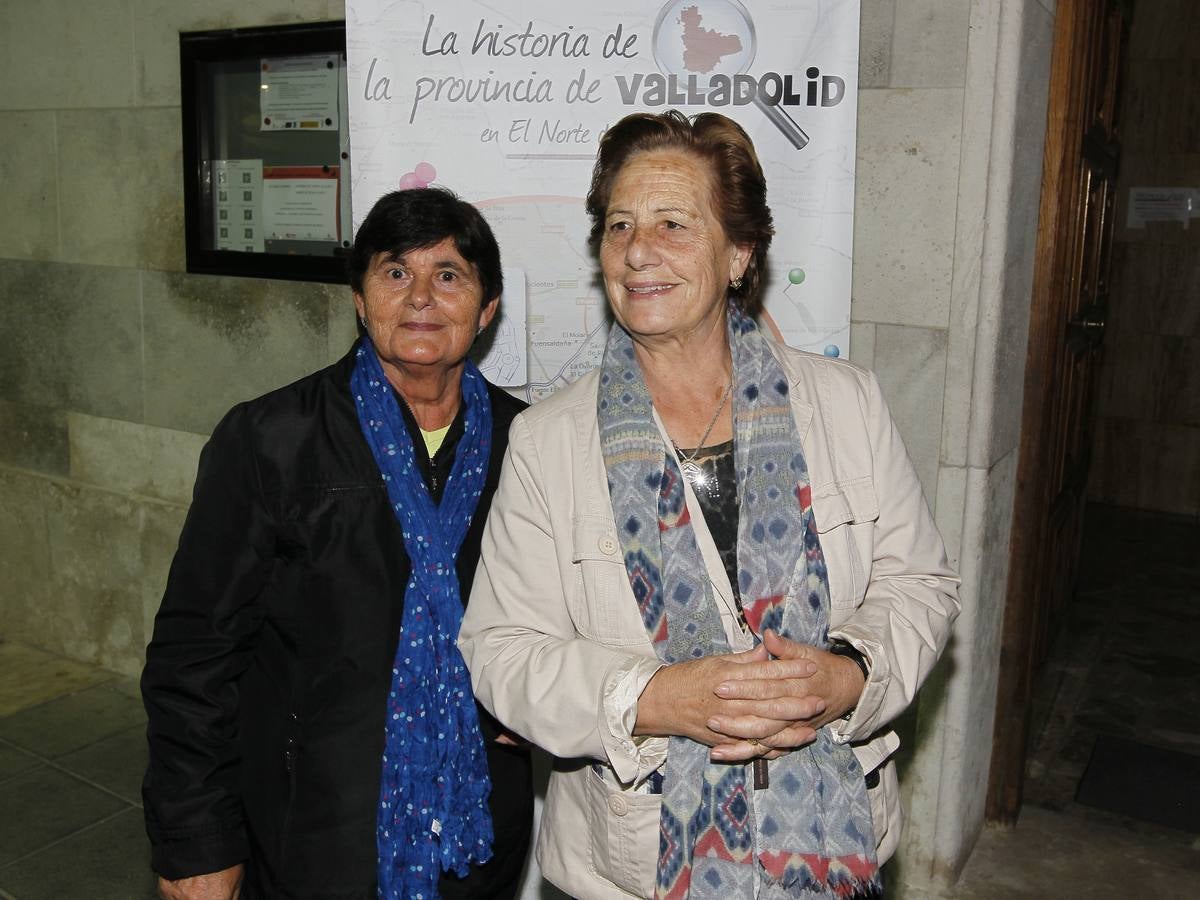 Julia Fernández y Carmen Paniagua.