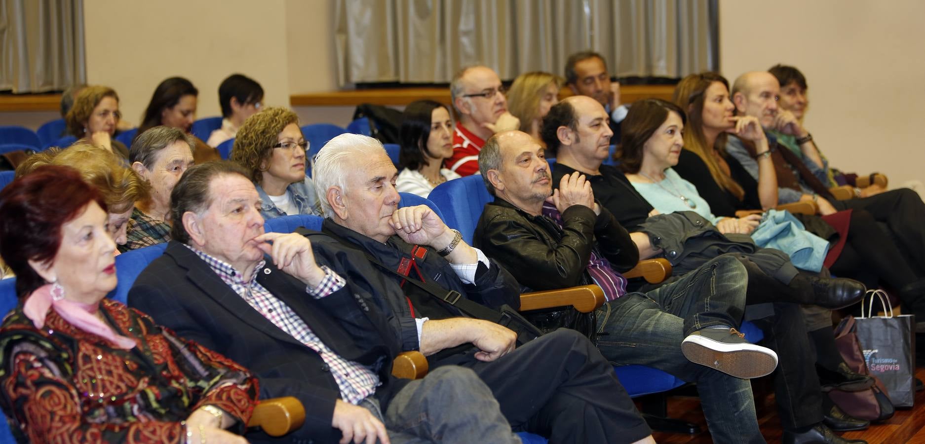 Gonzalo Suárez y José Luis Cuerda en el Aula de Cultura de El Norte de Castilla