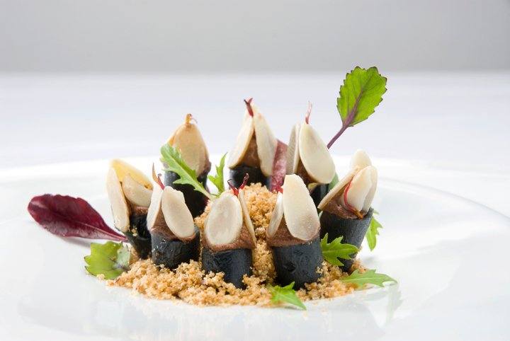 Qué percibes.. Trampantojo de percebes y foie. <strong>Participante.</strong> Punk-Bach (Madrid). <strong>Dónde probarlo:</strong> Ángela (Doctor Cazalla).