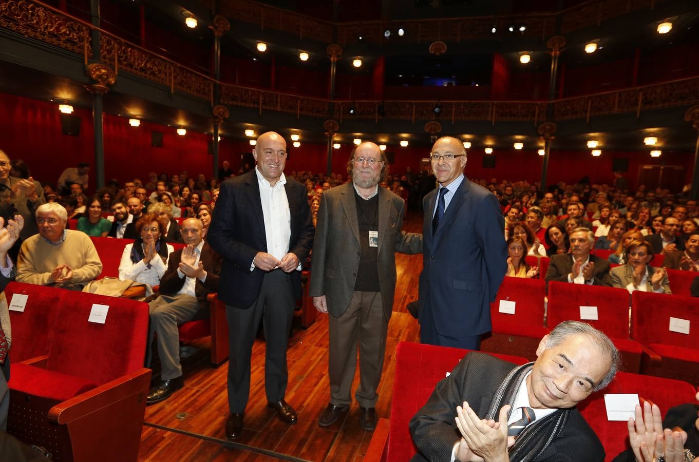 Valladolid rinde homenaje a Joaquín Díaz