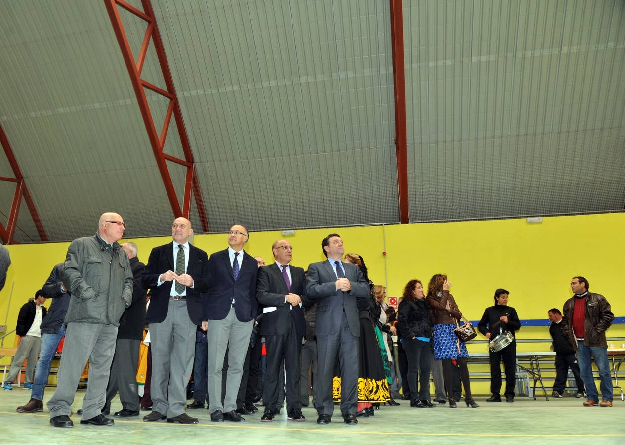 Inauguración del polideportivo multifuncional en Villaverde de Medina. Valladolid