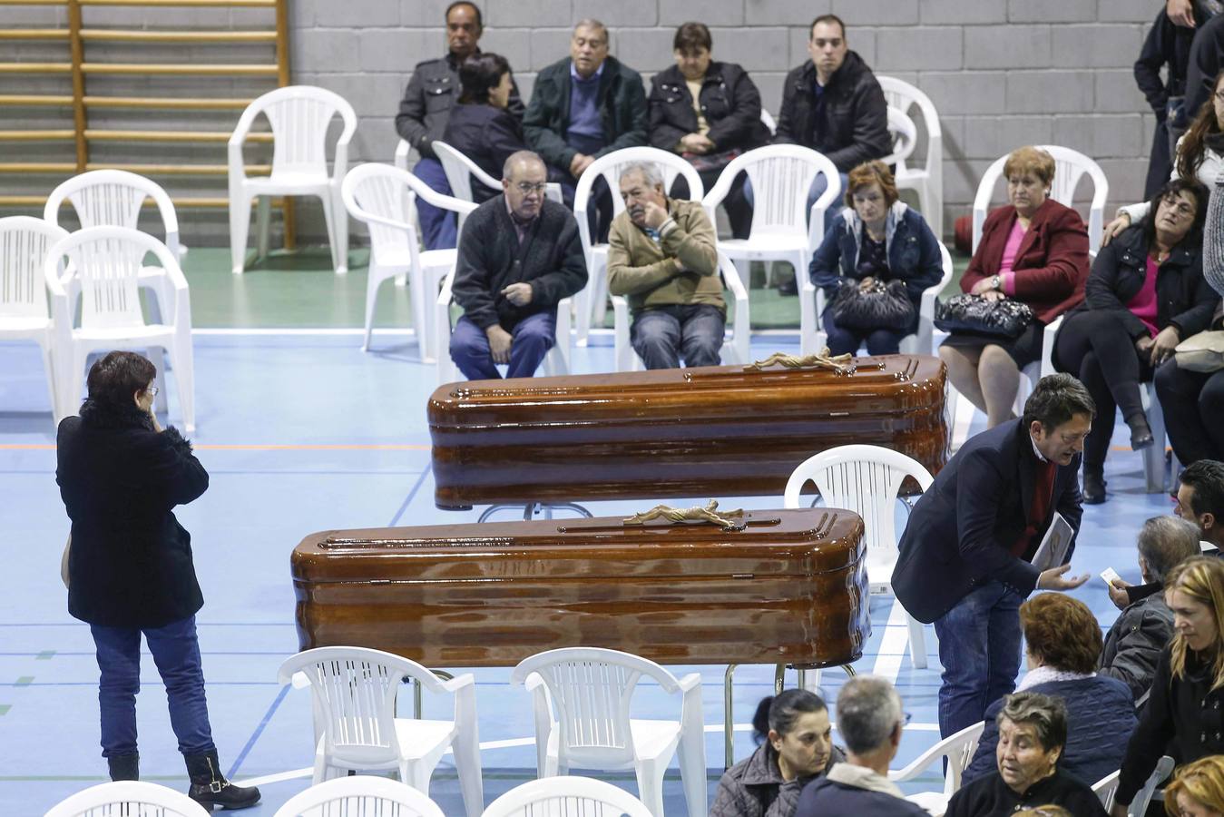 Los Reyes presiden el funeral en Bullas por las víctimas del accidente de autobús