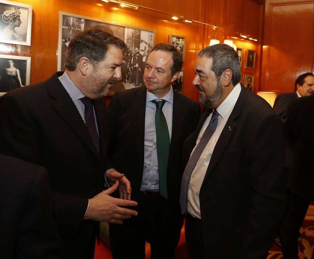 El director de El Norte de Castilla pronuncia en el hotel Ritz de Madrid la conferencia estrella del 160 aniversario de la fundación del diario (1/2)