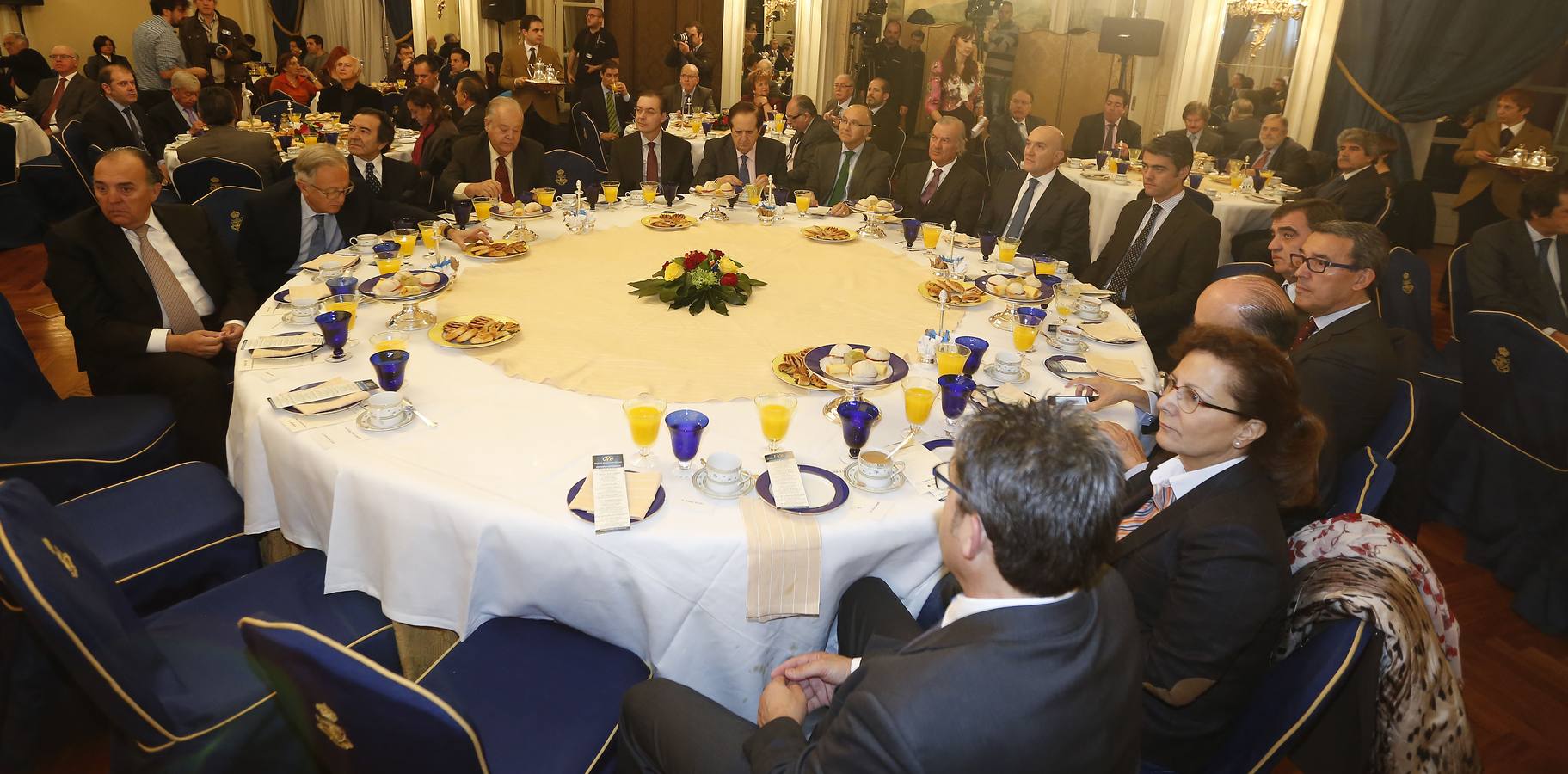 El director de El Norte de Castilla pronuncia en el hotel Ritz de Madrid la conferencia estrella del 160 aniversario de la fundación del diario (1/2)