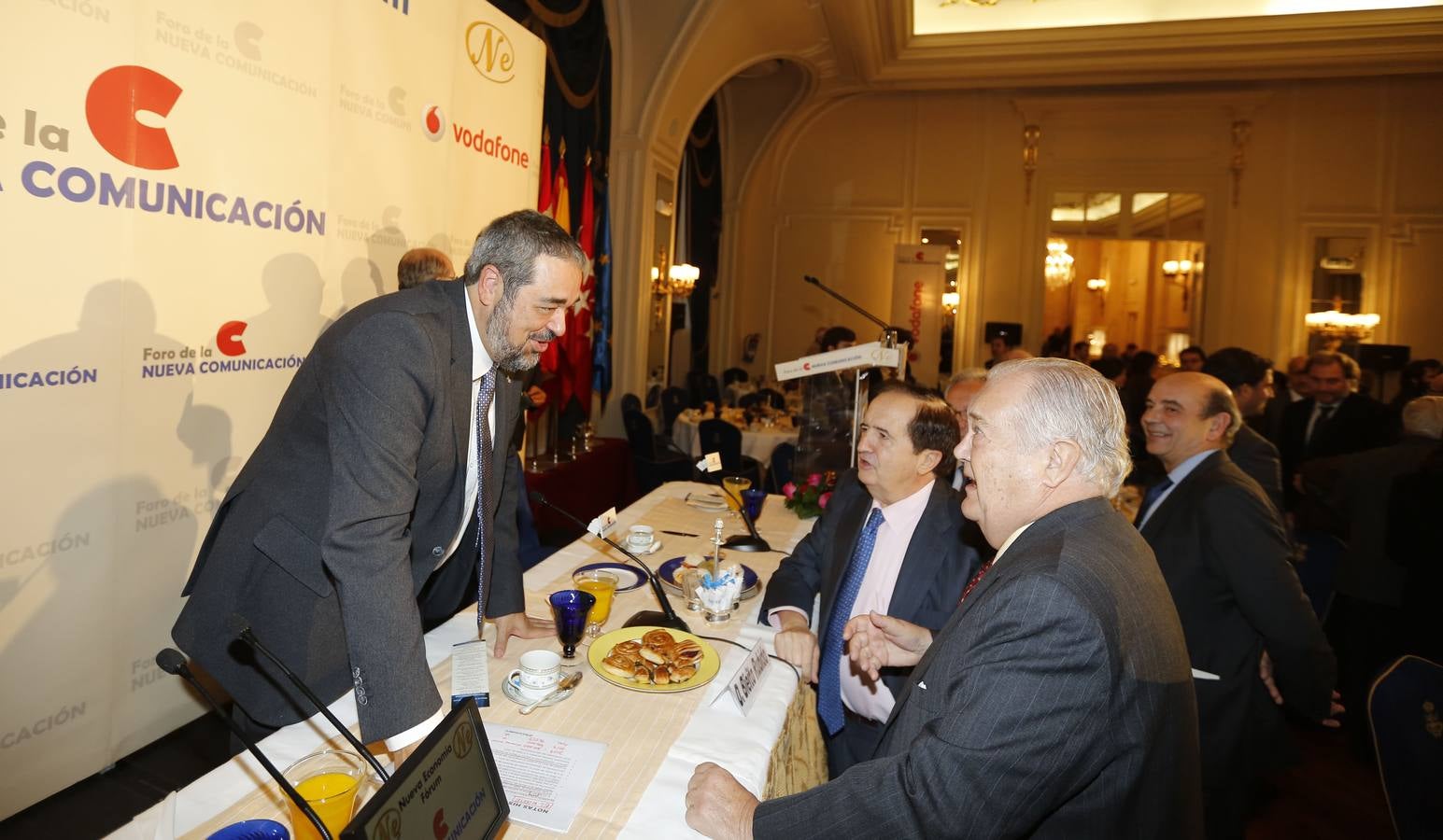 El director de El Norte de Castilla pronuncia en el hotel Ritz de Madrid la conferencia estrella del 160 aniversario de la fundación del diario (2/2)