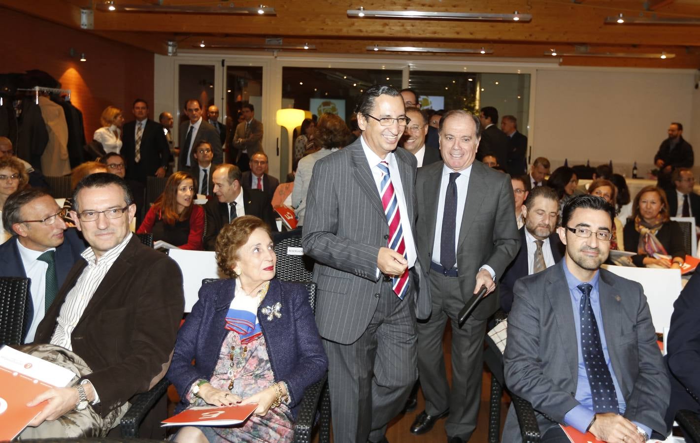 El Colegio de Economistas de Valladolid presenta una App que permite disponer de toda la información económica de la región