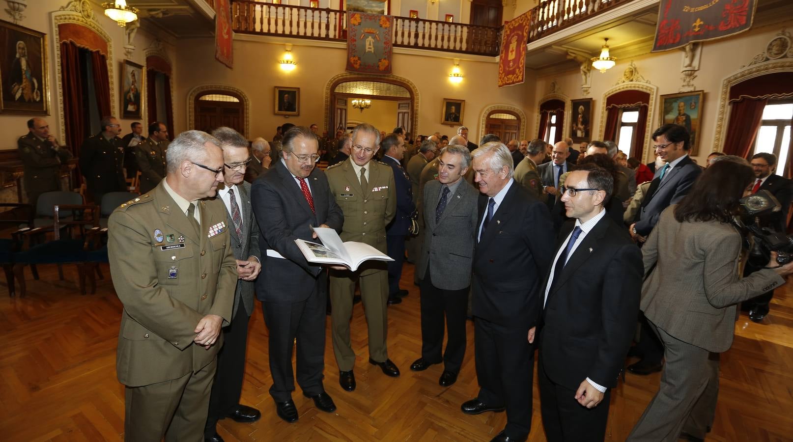 Presentación del libro &#039;La Academia de Caballería: historia y patrimonio&#039;