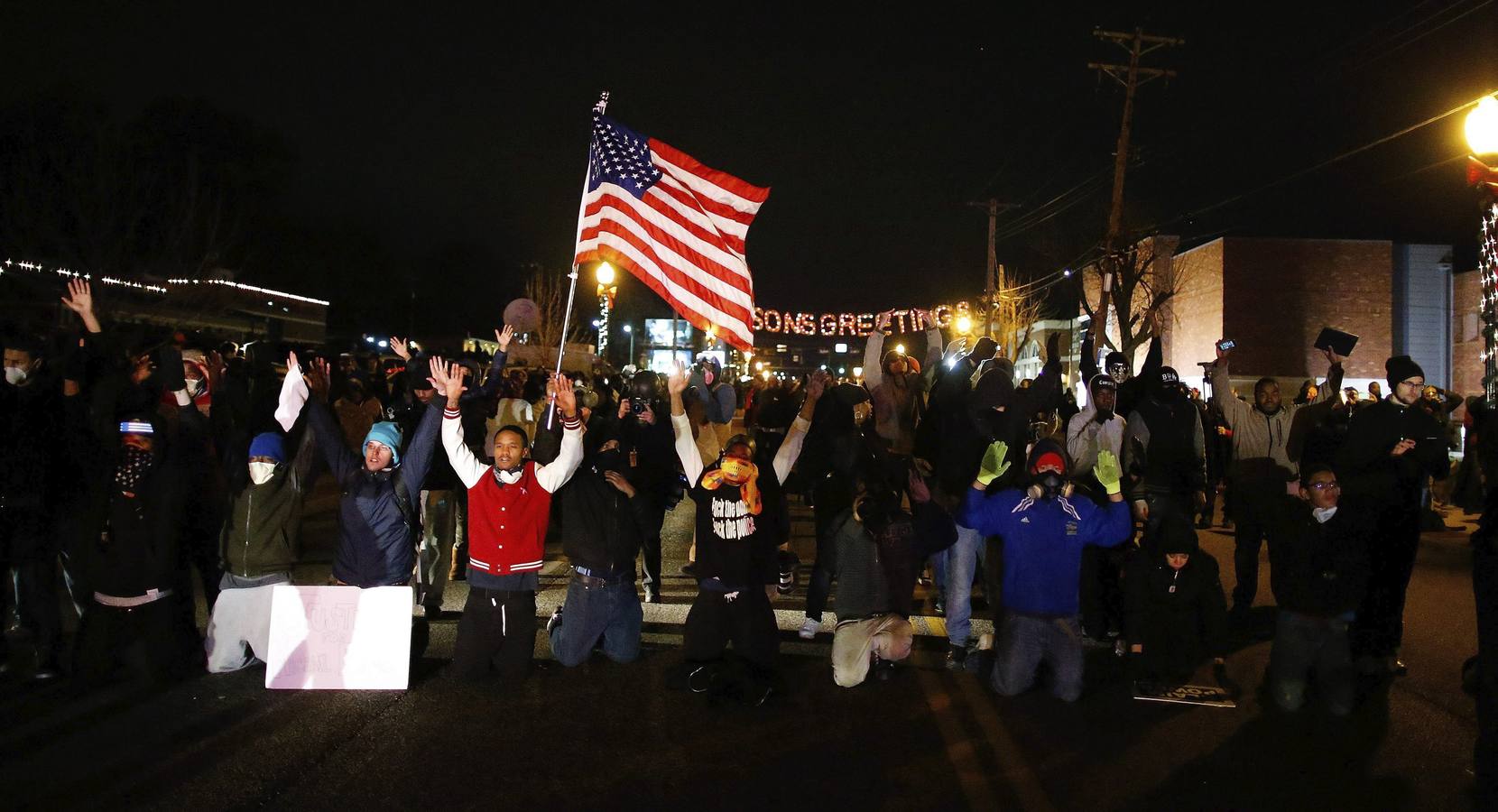 Nueva oleada de violencia en Ferguson