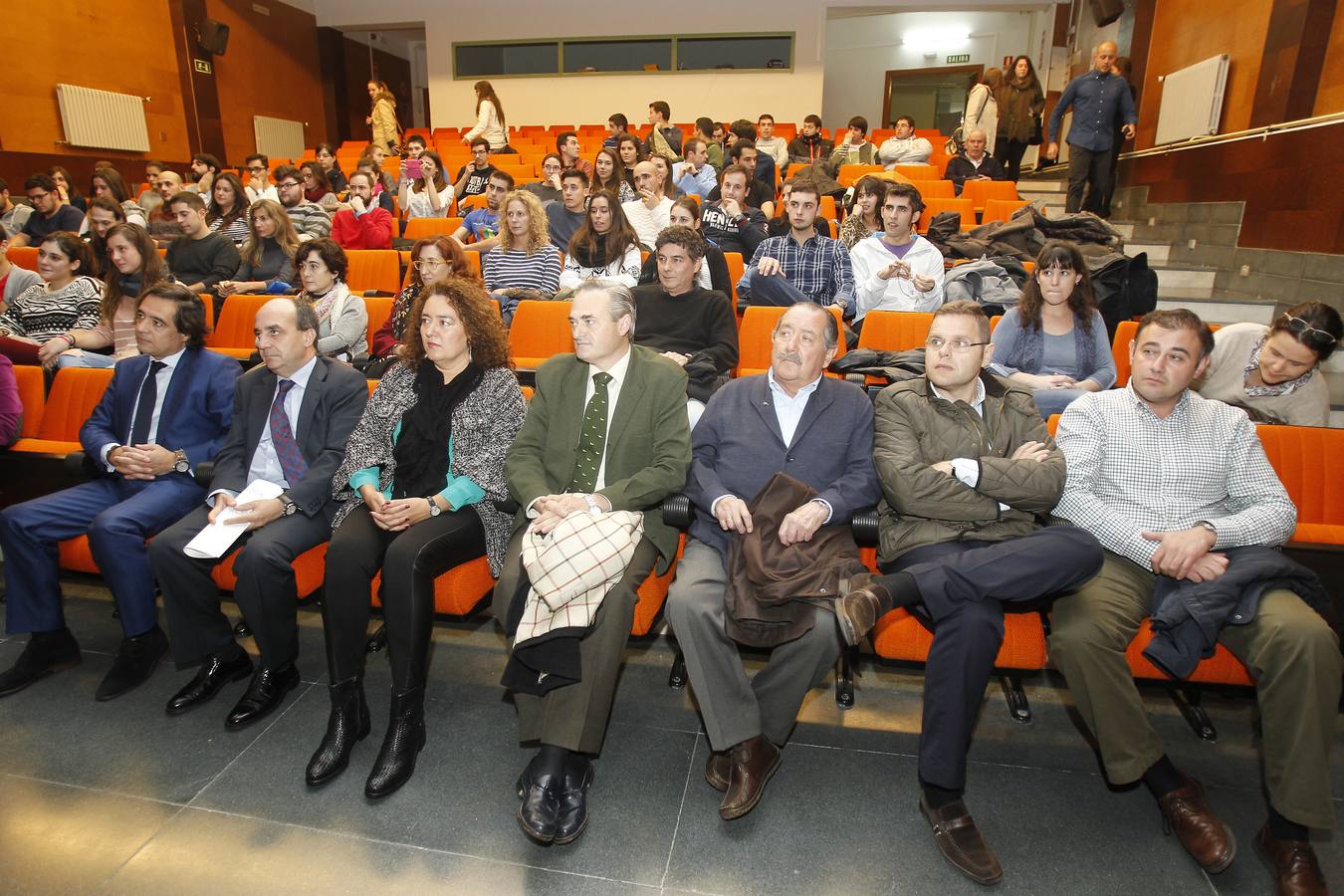 Sexta jornada Juventu Di-Vino Tesoro de El Norte de Castilla en la Escuela de Ingenierías Agrarias de Palencia (1/2)