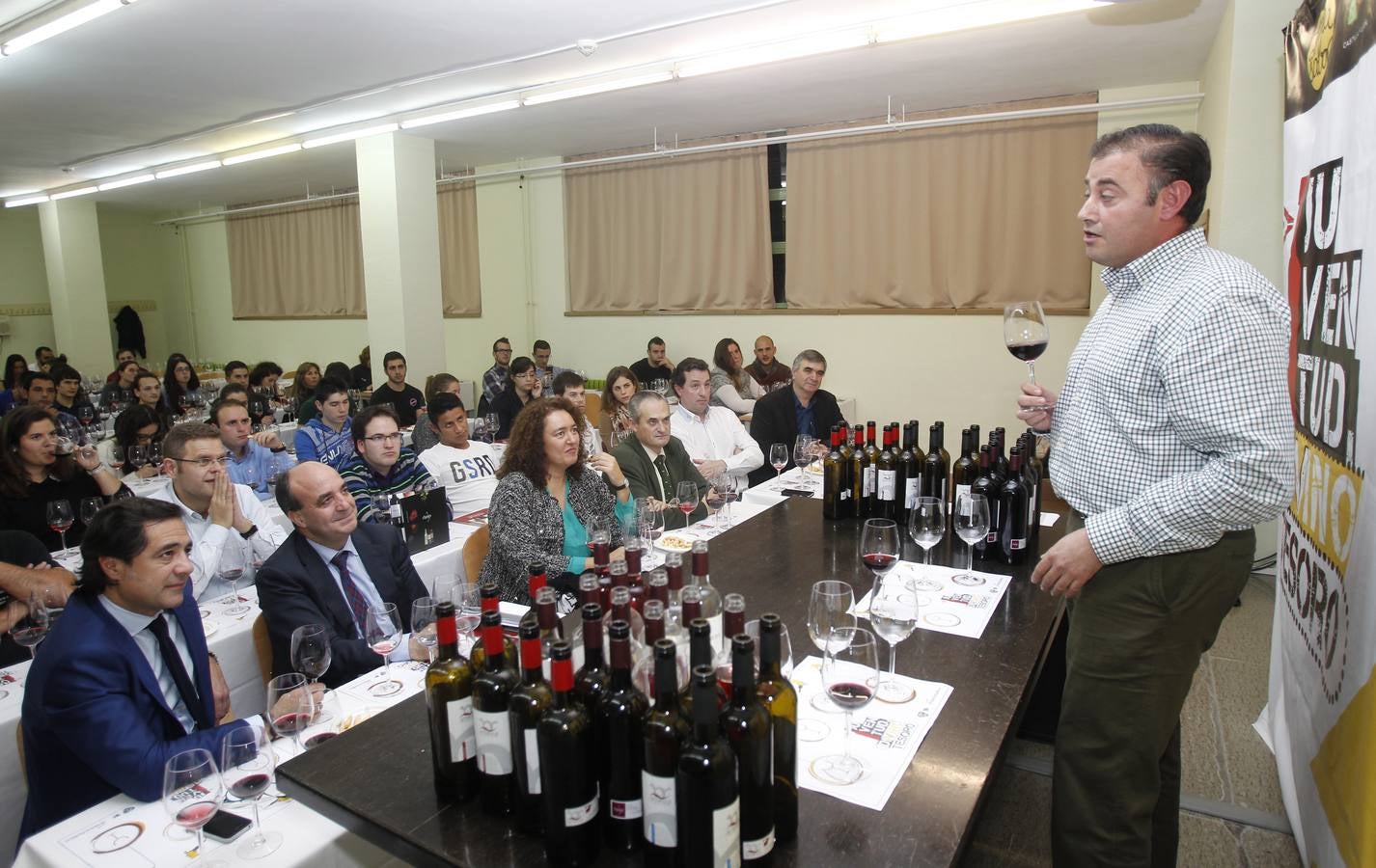 Sexta jornada Juventu Di-Vino Tesoro de El Norte de Castilla en la Escuela de Ingenierías Agrarias de Palencia (1/2)